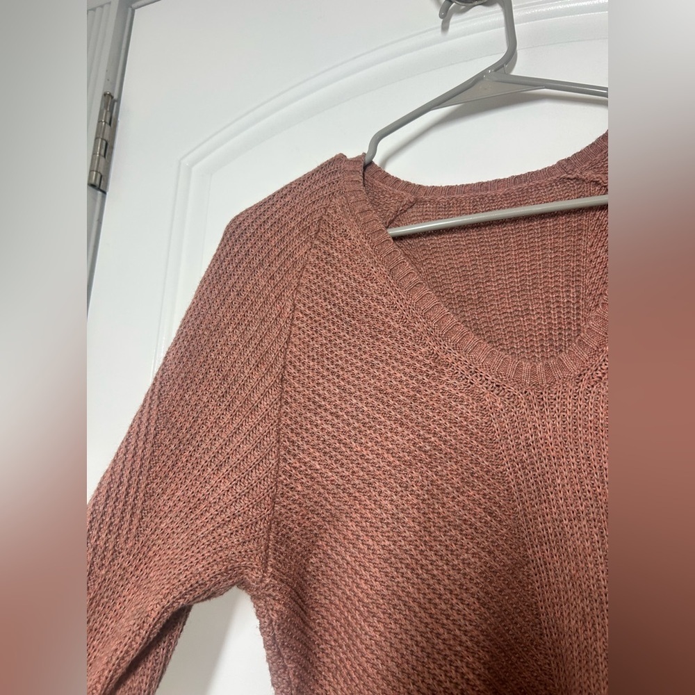 Lululemon What The Heart Wants Pink Knit Wool Blend V-Neck Sweater Size Small - Picture 5 of 11